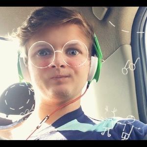 Meet your Posher, Jeremiah